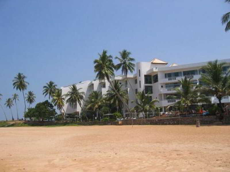 Induruwa Beach Resort Eksteriør bilde
